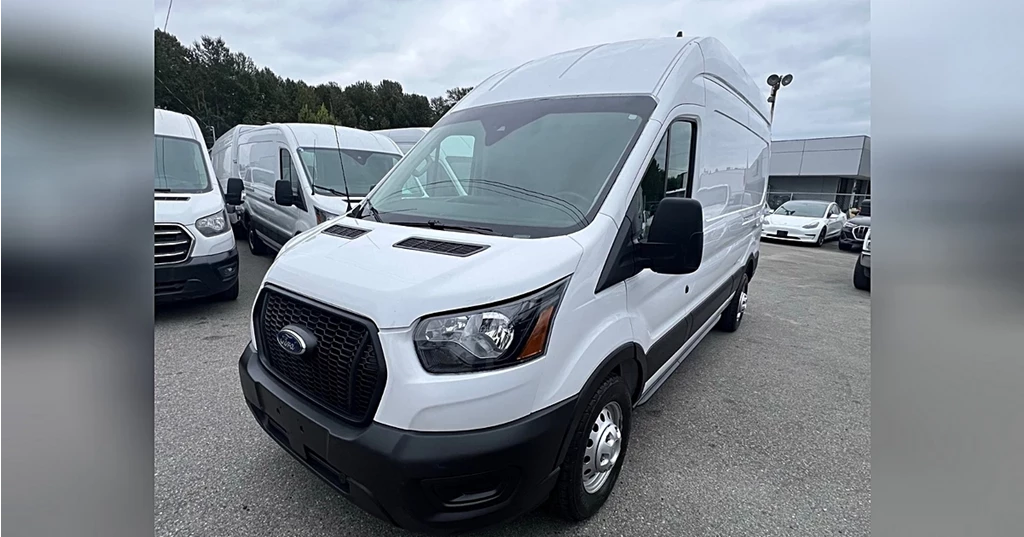 Used 2023 Ford TRANSIT CARGO VAN T-250 148 HI RF 9070 GVWR AWD T-250 148" Hi Rf 9070 GVWR AWD