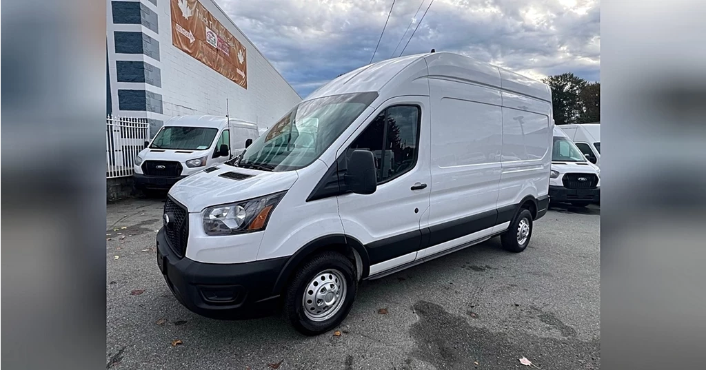 Used 2022 Ford TRANSIT CARGO VAN T-250 148 HI RF 9070 GVWR AWD T-250 148" Hi Rf 9070 GVWR AWD