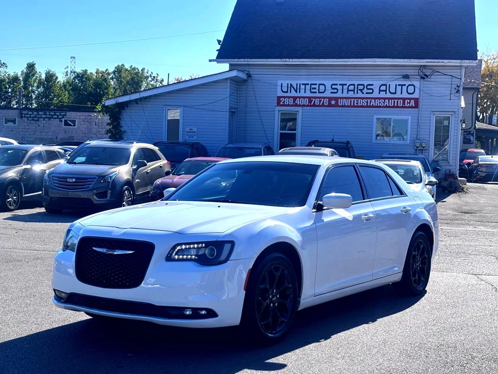 Used 2019 Chrysler 300 S 