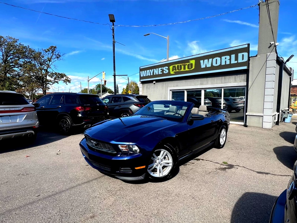 Used 2012 Ford MUSTANG PREMIUM 