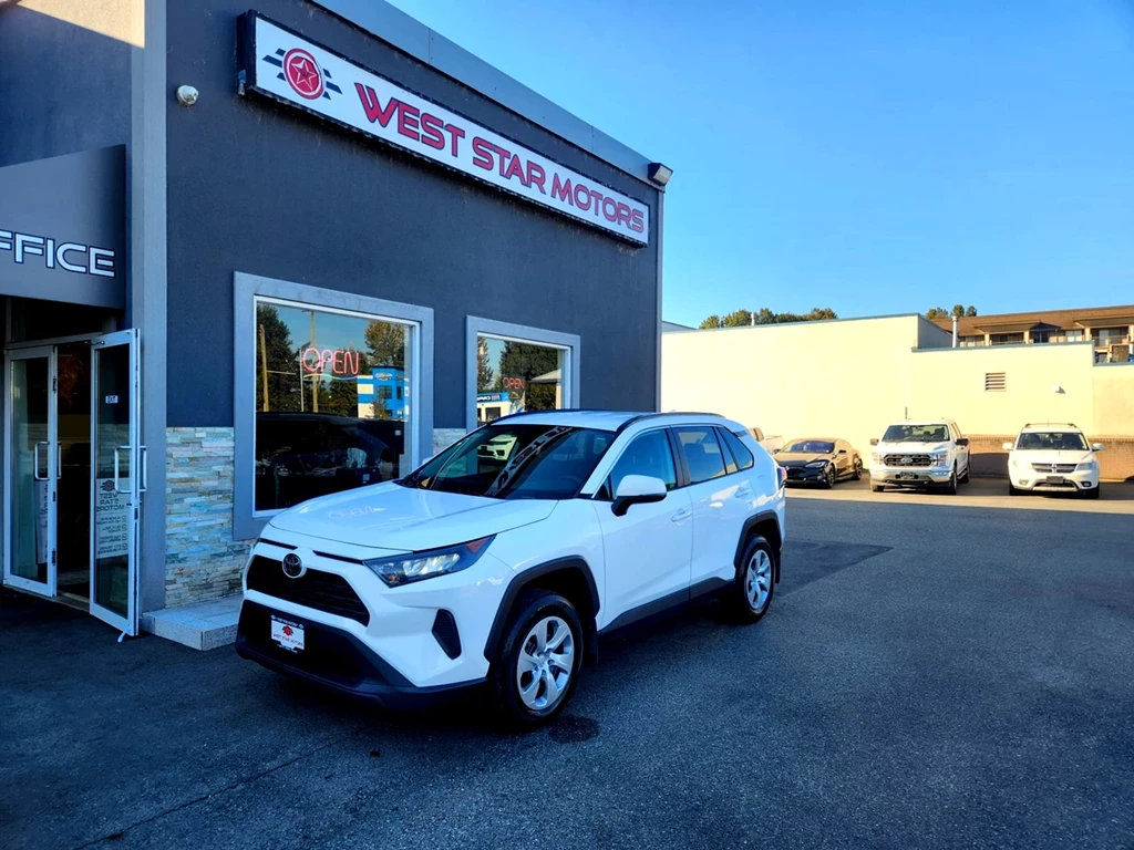 Used 2021 Toyota RAV4 LE AWD! GREAT SERVICE RECORDS 
