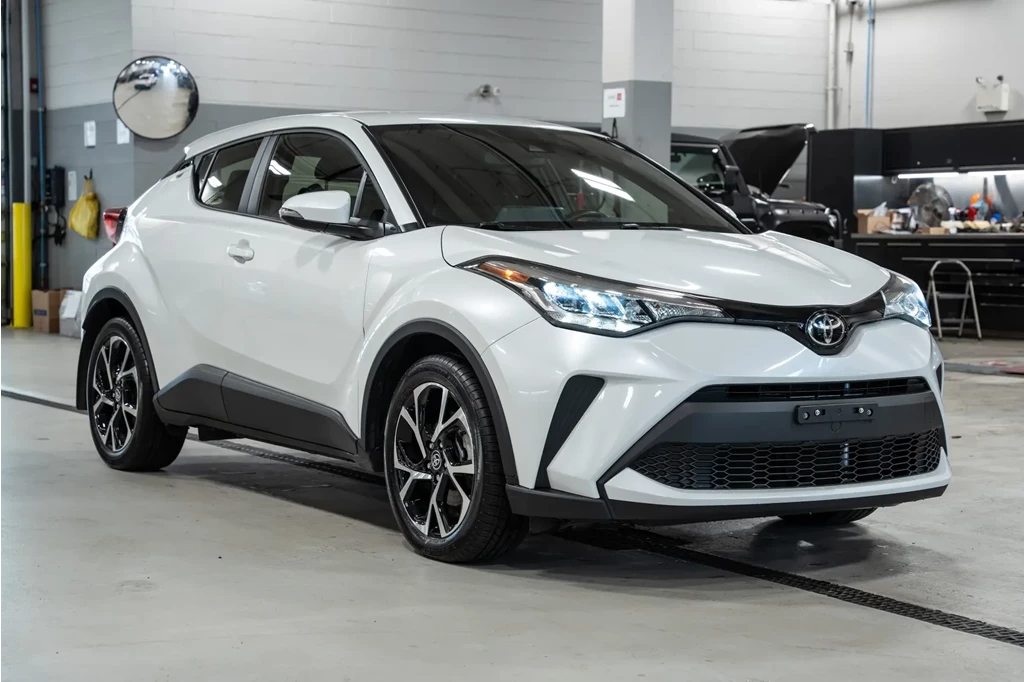 Used 2022 Toyota C-HR XLE PREMIUM 