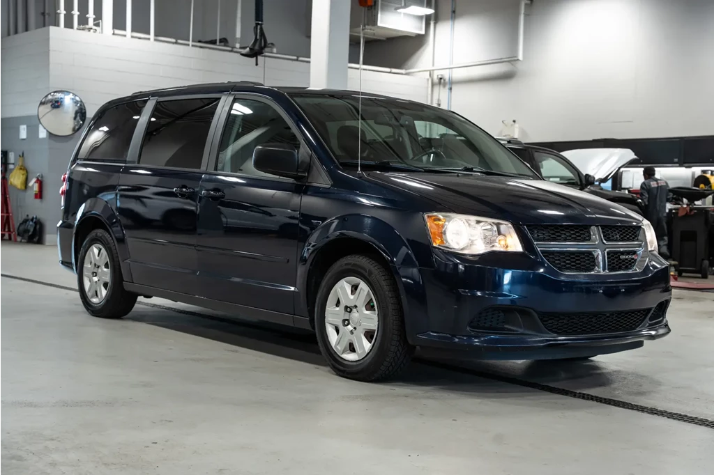 Used 2013 Dodge GRAND CARAVAN SXT 