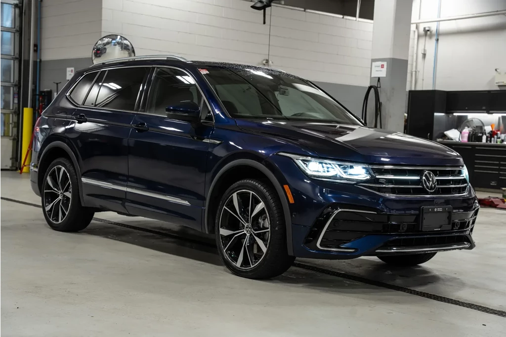 Used 2023 Volkswagen TIGUAN HIGHLINE R-LINE 