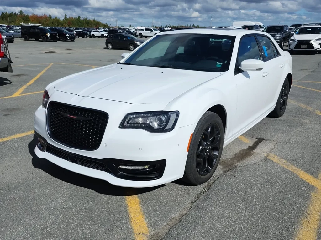 Used 2023 Chrysler 300 300S 
